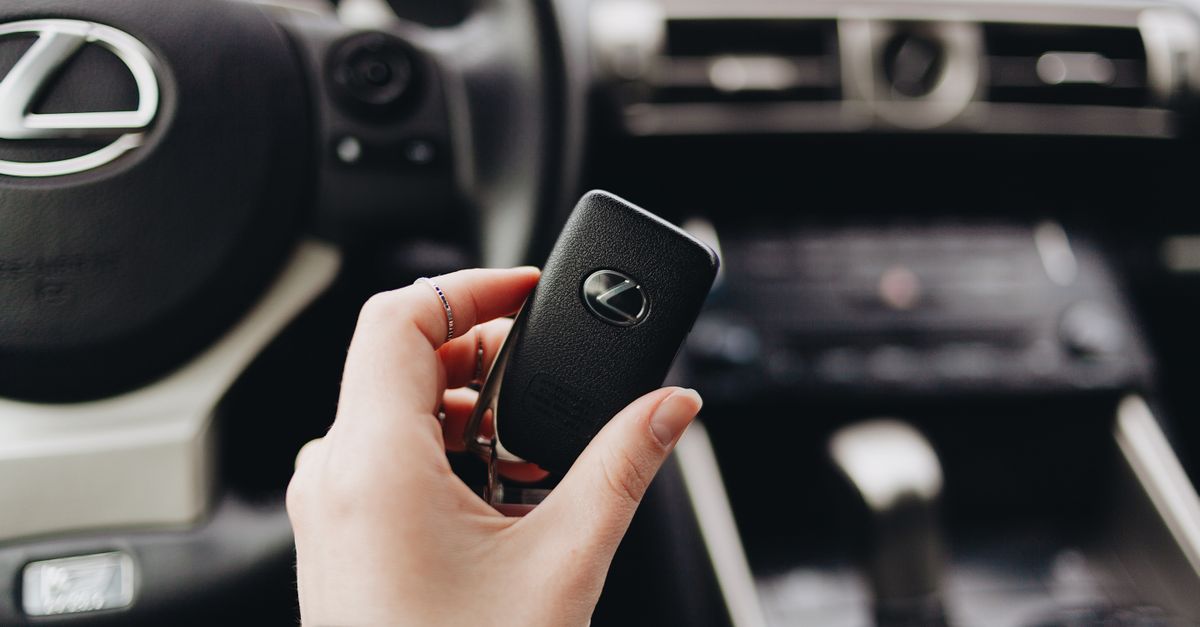 How Our Mobile Car Key Replacement Service Works in Cicero — Cicero Locksmith