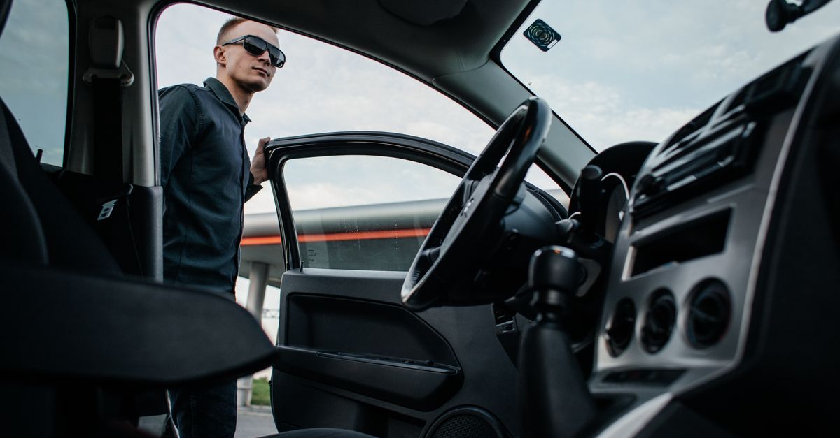 24 Hour Car Lockout Service and What to Expect When We Arrive — Cicero Locksmith